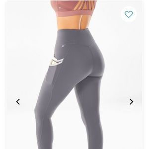 Trinity High Waisted Pocket Leggings!! NWT